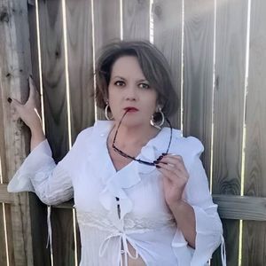 Meet your Posher, Ladonna